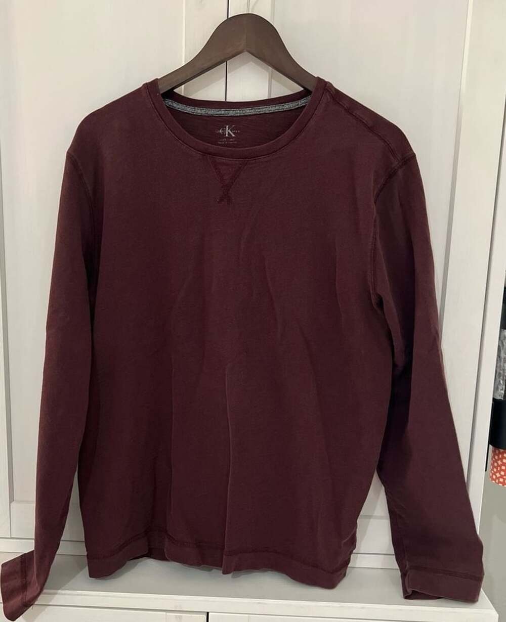 Calvin Klein Men's  Long Sleeve Slub Jersey Crew Neck Sweatshirt Burgundy Large